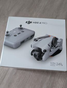 DJI Mini 4 Pro Fly More Combo mit DJI RC2 und Zubehör (NEU*) - Unna