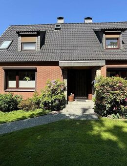 Besonderes Zweifamilienhaus in Top Lage - Norderstedt