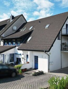 Zwei Wohnungen, viele Möglichkeiten: Für Familien, Paare oder Investoren - Bad Oeynhausen