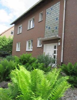 Helle Obergeschosswohnung mit großzügigem Balkon u. Garage, zentrumsnah - Cloppenburg