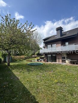 Provisionsfrei - Zweifamilienhaus mit Doppelgarage und Fernblick ! - Werne