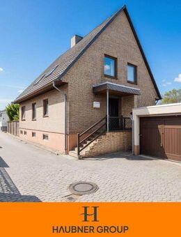 Ihr Raum für Neues - 1-2-Familienhaus mit Vollkeller und Garage - Langen (Landkreis Cuxhaven)