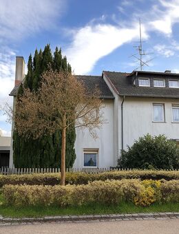 Geräumiges Zweifamilienhaus in Rödental-Oeslau mit Terrasse, Garten und ausgebautem Dachgeschoss - Rödental