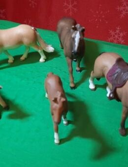 5 Schleich Pferde - Bernau (Berlin) Zentrum