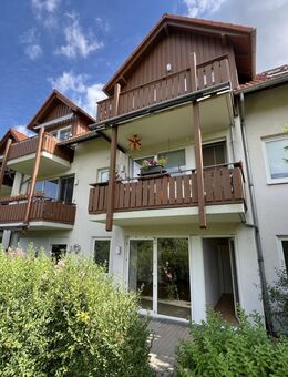 Sofort beziehbare 2-Zimmer-Erdgeschosswohnung mit Terrasse und Pkw-Stellplatz im Possendorf - Bannewitz