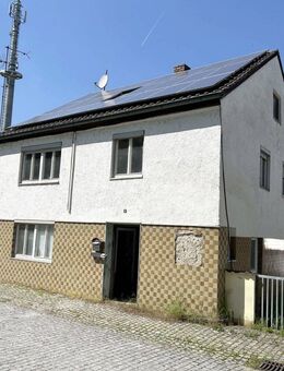 Einfamilienhaus mit Potenzial in attraktiver Lage - kernsanierungsbedürftig, aber mit Perspektive - Osterhofen