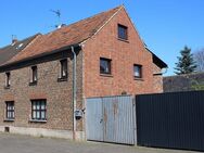 Einfamilienhaus mit großer Halle in Dirmerzheim - Erftstadt
