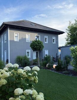 Exklusive Familienvilla in Landau a.d. Isar - Landau (Isar)