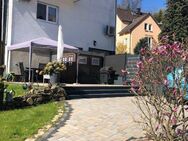 Haus im Zweifamilienhaus mit Baugrundstück und Garten in Nidda zu verkaufen! - Nidda