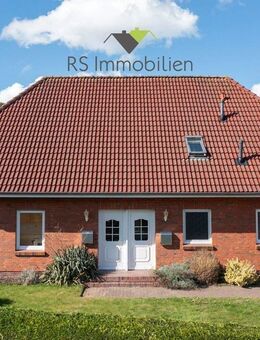 Helle Obergeschosswohnung mit Loggia und Garage - Westerholt
