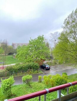 Gemütliche Wohnung mit Balkon & cleveren Grundriss - Hainichen (Sachsen)