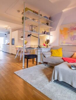 Helle 2,5-Zimmer-Wohnung mit sonnigem Balkon - Ahrensburg