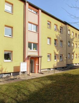 Bezugsfrei: Helle und gepflegte 2-Zimmer-Whg. mit Tageslichtbad und Gemeinschaftsgarten in Schwabach - Schwabach