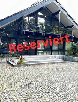 * Reserviert * Exklusives Huf-Haus in Bremen - Oberneuland ( Provisionsfrei ) - Bremen