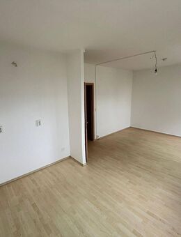 Helle und moderne 1-Zimmer-Wohnung in Gera - Gera