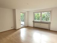 Schöne 2-Zimmer-Wohnung mit Balkon und Garage - Coburg