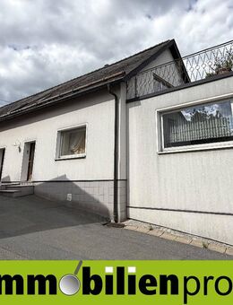 1350 - 1-2 Familienhaus zwischen Helmrechts und Schwarzenbach/W. - Helmbrechts