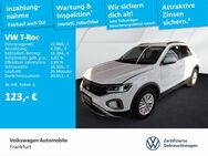 VW T-Roc, 1.0 TSI Life Front, Jahr 2024 - Frankfurt (Main)