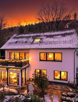 Einfamilienhaus mit Einliegerwohnung in Hiddeser Waldrandlage - Detmold