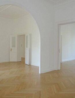 TOP Lage am Ku’damm (Lehniner Platz) - sehr repräsentative, großzügig geschnittene Altbauwohnung - Berlin