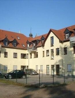 2 Zi. Wohnung mit Balkon im Zentrum von Zerbst - Zerbst (Anhalt)