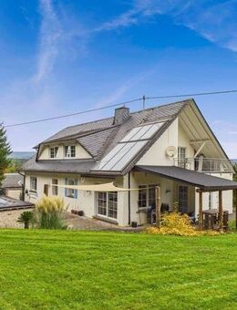 GEPFLEGTES ANWESEN MIT POOL AUF 30 AR IN TOP WOHNLAGE! - Wadern