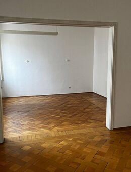 Großzügige Geschäftsräume oder Wohnung mitten in Sankt Georgen im Schwarzwald - Sankt Georgen (Schwarzwald)