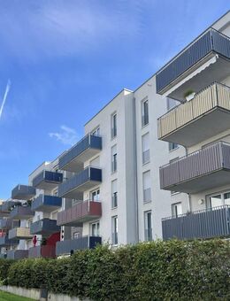 möblierte 3,5 Zimmer Dachgeschosswohnung mit Balkon und 2 TG-Stellplätzen - Leinfelden-Echterdingen