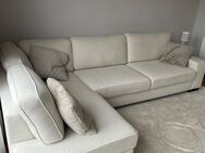 Cremeweisse Couch, 300x80x190, wie neu, 1 Jahr alt - Meerbusch