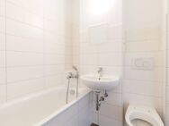 Großzügige 3 Zimmer-Wohnung in Halle-Neustadt - Halle (Saale)