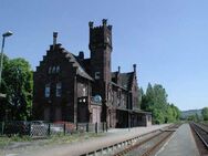 Lukratives Bahnhofsgebäude in Stadtoldendorf zu verkaufen! - Stadtoldendorf