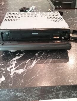 SONY CDX 3900R zu verkaufen. 60 Euro inklusive Versand. - Frauenberg