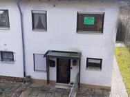 Sehr gepflegtes 1 FHS mit Balkon und Panoramablick, Terrasse und Garten, in ruhiger Lage von Blieskastel, Nähe Rehaklinik - Blieskastel