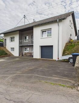 Einfamilienhaus mit kleinem Außenpool in ruhigerer Lage. - Bettingen