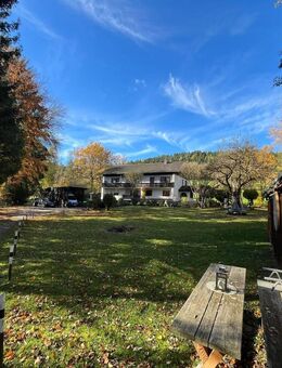 Zweifamilienhaus in Randlage zwischen Viechtach und Prackenbach - Prackenbach