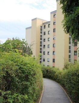 PASSAU/GRUBWEG: Großzügige und sehr gepflegte 2-Zi.-Whg. mit Aufzug und Fernblick - Passau