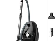 Rowenta Bodenstaubsauger Green Force Max Silence, mit Beutel, 900 Watt, 4,5 L Staubbeutel, 750 W, mit Beutel, aus recyceltem Kunststoff, 12 m Aktionsradius, inkl. Zubehör, RO6136