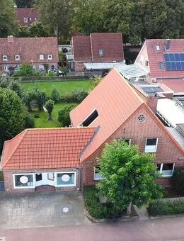 Modernisierter Klassiker! Rotklinkercharme mit neuem Innenleben und Gewerbe! - Mölln (Schleswig-Holstein)