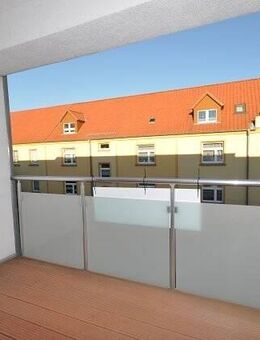 Moderne 2-Raumwohnung mit Balkon in Hafennähe - Barth