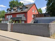 Moderne, neuwertige DHH mit großer Terrasse, Garage und Blick ins Grüne - Roth (Bayern)