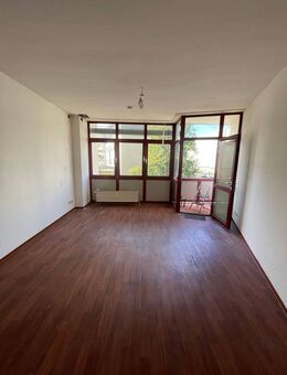 Charmante 2 Zimmer Wohnung in zentraler Lage - Nienburg (Weser)