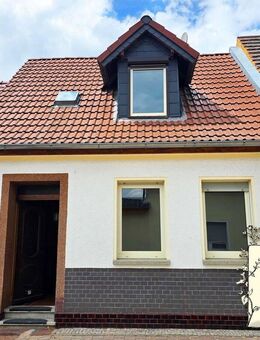 Kleines Stadthaus mit Erweiterungspotential & schönem Garten! - Aken (Elbe)