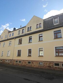 Großzügige Dachgeschosswohnung mit Gartennutzung - Döbeln