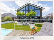 Exklusives Eigenheim mit Wasserlage, Swimming Pool und eigenem Bootssteg - Rhede (Ems)