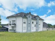 Schön gelegene 3 Zimmer Dachgeschosswohnung mit Balkon und toller Aussicht über Stahlhofen - Stahlhofen (Wiesensee)