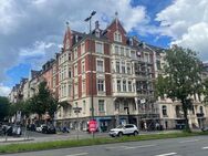 Hermann Immobilien: Belle Etage: Jugendstilaltbau mit 5 Zimmern und 2 Balkonen - Wiesbaden