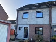 Solides Reihenendhaus mit Garten und Garage in Moers-Meerbeck - Moers