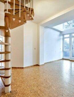 ++ Charmante 3-Zimmer-Altbauwohnung mit Dachterrasse inkl. Galerie - SOFORT BEZUGSFREI ++ - Berlin