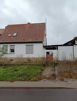 Doppelhaushälfte mit Nebengelass - großes Grundstück - perfektes Familiendomizil - Könnern