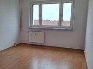 Schöne 3-RW mit Balkon und Tageslichtbad - Magdeburg